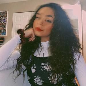 Meet your Posher, Shakiba